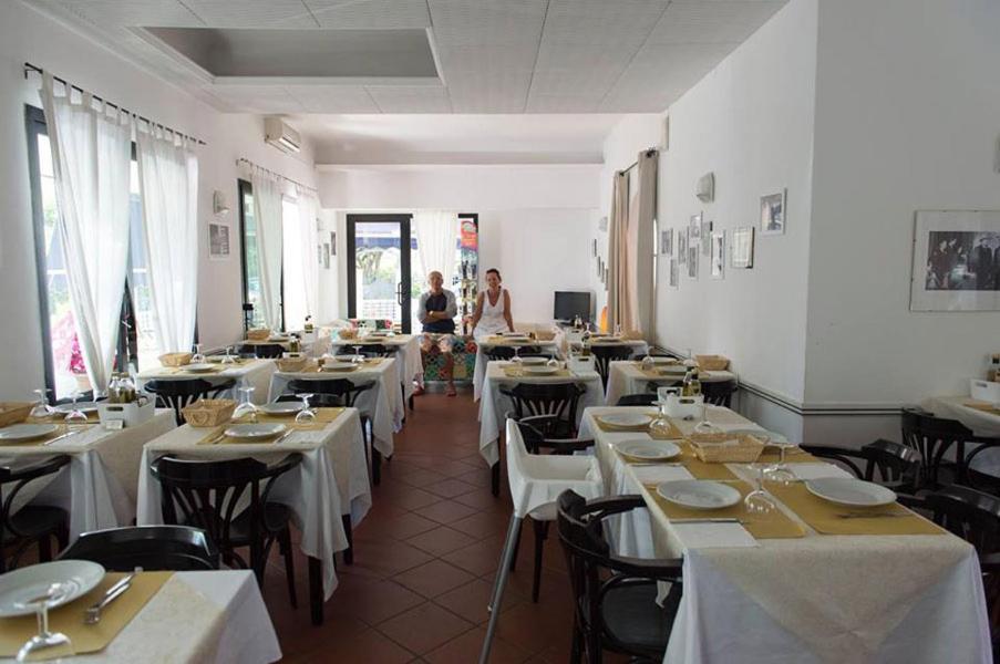 Hotel Annarita Rimini Exteriör bild