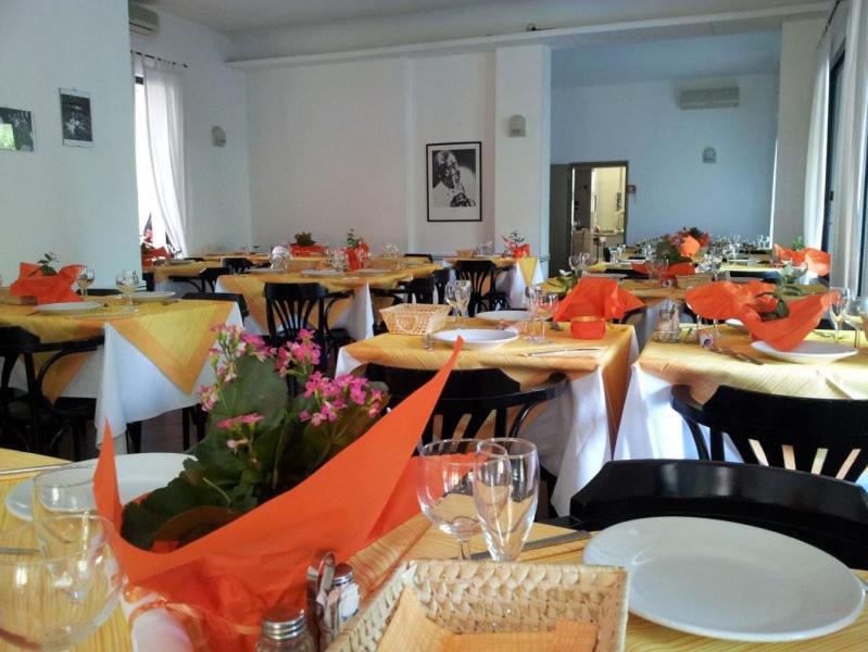 Hotel Annarita Rimini Exteriör bild